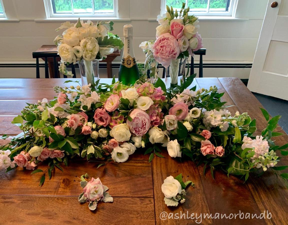 Ashley Manor Bed & Breakfast Barnstable Bagian luar foto