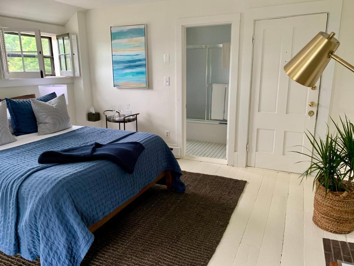 Ashley Manor Bed & Breakfast Barnstable Bagian luar foto