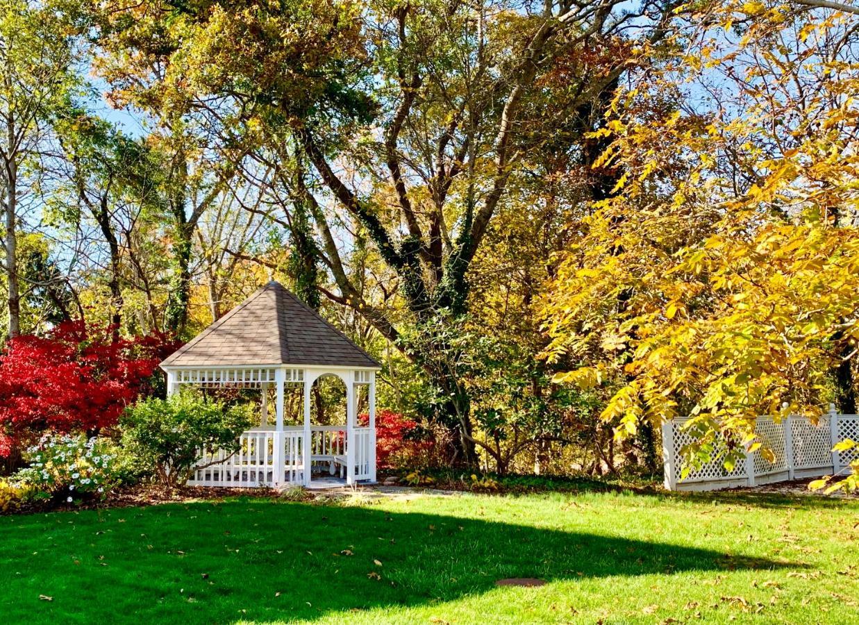 Ashley Manor Bed & Breakfast Barnstable Bagian luar foto