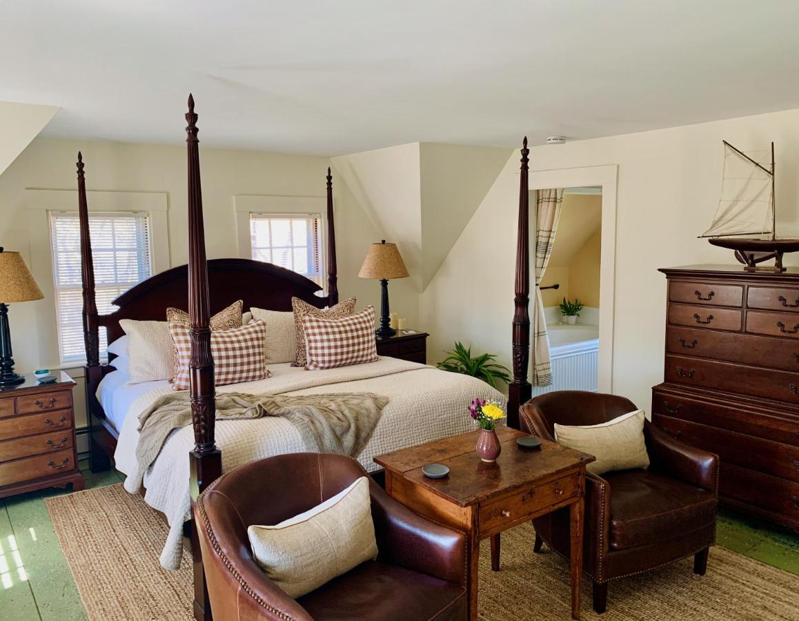 Ashley Manor Bed & Breakfast Barnstable Bagian luar foto
