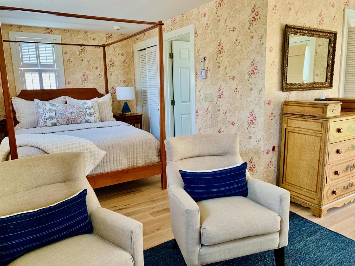 Ashley Manor Bed & Breakfast Barnstable Bagian luar foto