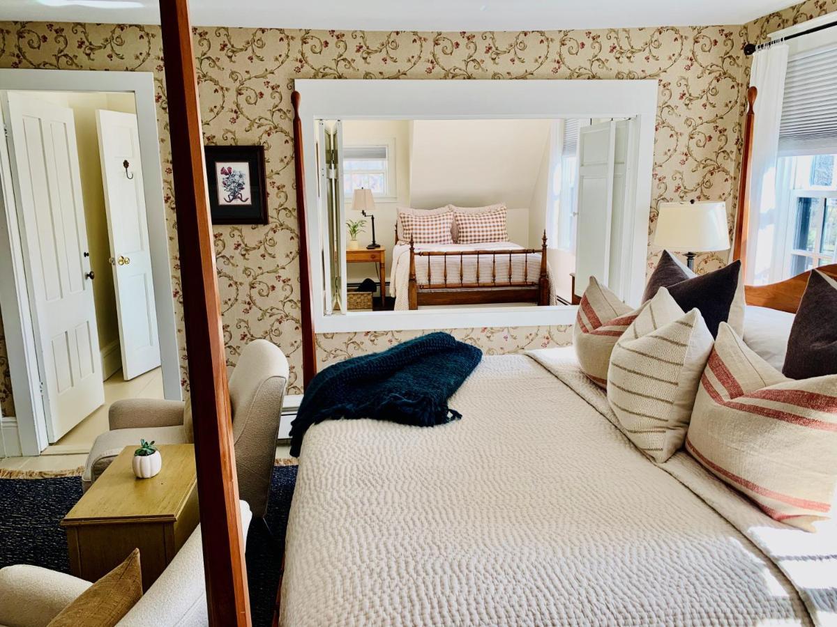 Ashley Manor Bed & Breakfast Barnstable Bagian luar foto