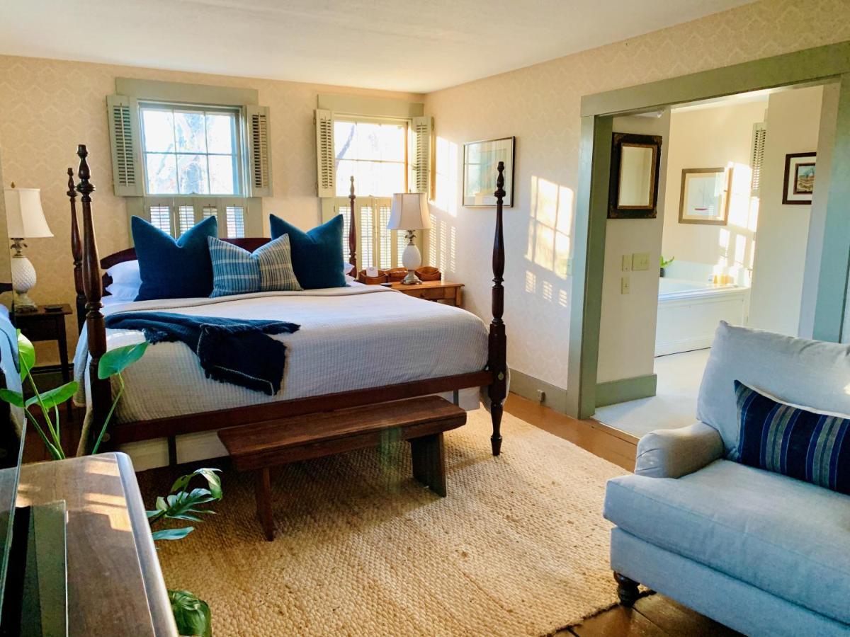 Ashley Manor Bed & Breakfast Barnstable Bagian luar foto